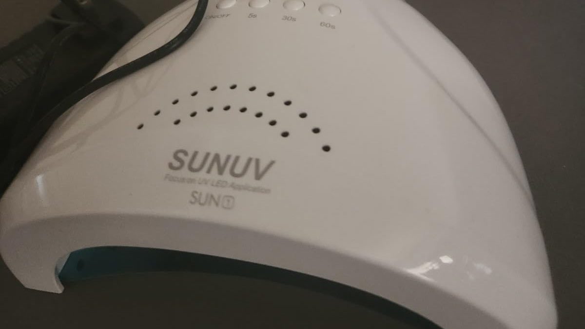 Review of SUNUV professional uv light for nails 48W SUNONE